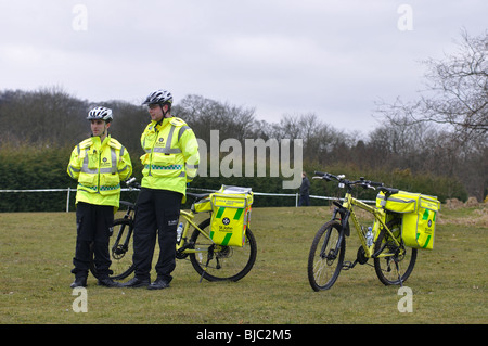 St. John Ambulance, Zyklus Response Units, Cofton Park, Birmingham, UK Stockfoto