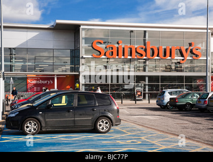 Sainsbury's Shop Braehead Einkaufszentrum direkt vor Glasgow, Renfrewshire, Schottland Stockfoto