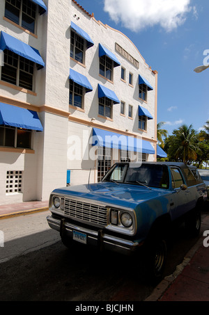 ART-DECO-GEBÄUDE, IN DER ART DECO HISTORIC DISTRICT, AUF DECO DRIVE, MIAMI. Stockfoto