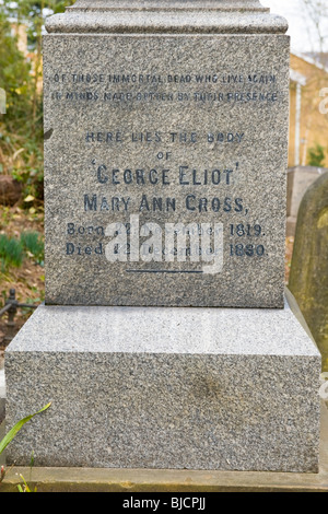 Highgate Cemetery, London, Grab Mary Ann Cross AKA George Eliot Schriftsteller die Mühle am Floss, Middlemarch, Silas Marner Stockfoto