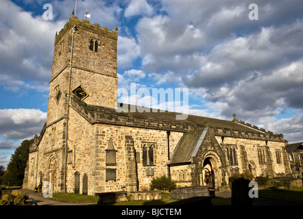 Str. Marys Kirche, Kirkby Lonsdale, Cumbria, UK in geringen Winterlicht. Stockfoto