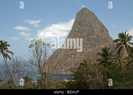 Petit Piton-St. Lucia - On Fire Stockfoto