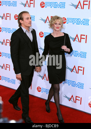 JESSE JOHNSON MELANIE GRIFFITH AFI LIFE ACHIEVEMENT AWARD eine Hommage an MICHAEL DOUGLAS CULVER Stadt LOS ANGELES, CA USA 11 Jun Stockfoto