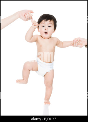 Babys erste Schritte Stockfoto