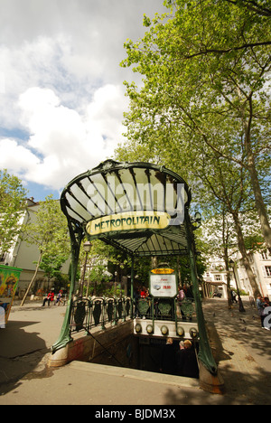 Eintrag des Abbesses Underground station Paris Frankreich Stockfoto