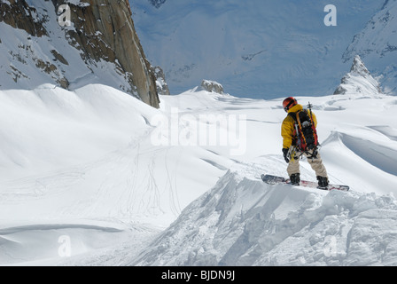 Snowboarden auf "Vallée Blanche" Gletscher Hochgebirge, Chamonix, Frankreich Stockfoto