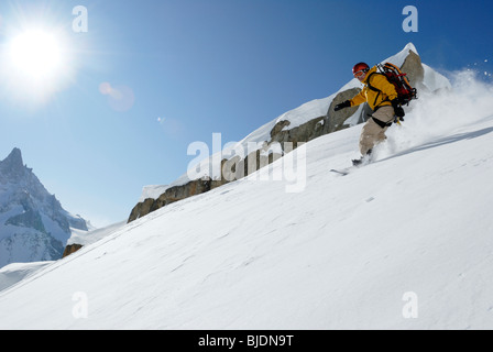 Snowboarden auf Gletscher, Vallée Blanche, Chamonix, Frankreich Stockfoto