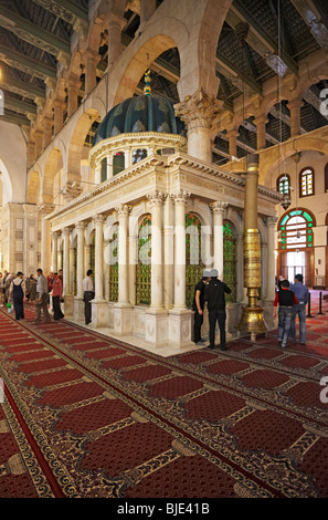 Damaskus Syrien das Grab von Johannes dem Täufer in der Gebetshalle der Großen Umayyad-Moschee Stockfoto