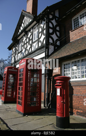 Dorf von Port Sunlight, England. Das ehemalige Dorf Postamt jetzt die Tudor Rose Tea Rooms. Stockfoto