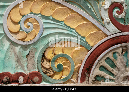 Detail eines Art-Deco-Fliesen Muster an einem Gebäude in South Beach, Florida Stockfoto