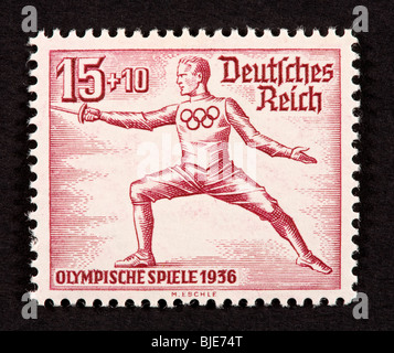 Briefmarke aus Deutschland Darstellung ein Fechter (1936 Olympische Spiele). Stockfoto