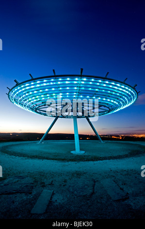 Das Halo-Panoptikum in der Nacht, Top o-Schiefer, in der Nähe von Rossendale, Lancashire, England, Vereinigtes Königreich Stockfoto