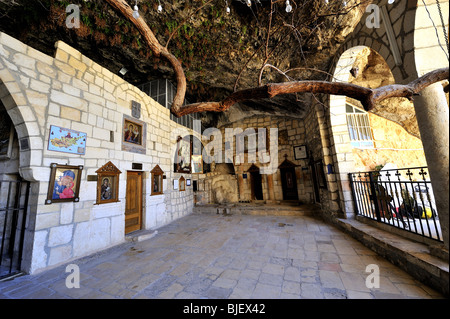 Taqla oder St Thecla Kloster und die Höhle im Dorf von Malula oder Maalula, eine christliche Touristen und Pilger-Destination in Syrien Stockfoto