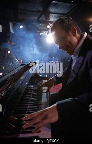 Pianist im Jazz-Club Stockfoto
