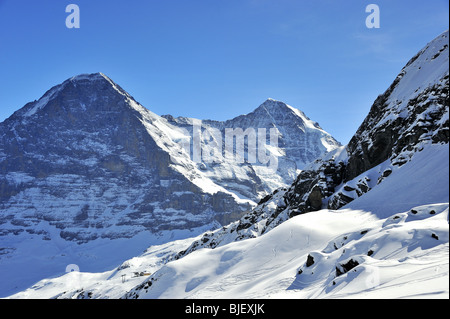 Mount Eiger Nord Schweiz gegenüberstehen, und off-Piste-Loipen Stockfoto