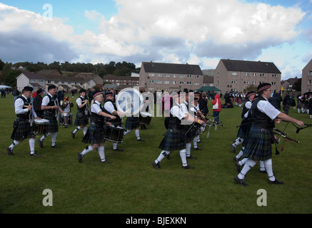 Glen Mor Pipe Band von Lochaber im Wettbewerb bei den Weltmeisterschaften in Cowal Highland Gathering Dunoon Pipe Band Stockfoto