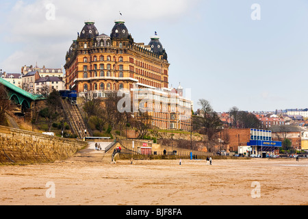 Grand Hotel und Strand, Scarborough, England UK Stockfoto