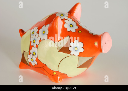 Ein Kitsch, bunte China-Sparschwein. Stockfoto