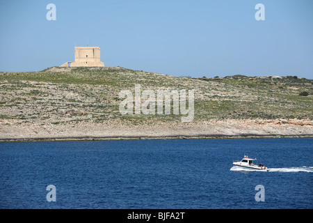 Der Kanal zwischen der Insel Gozo, auf den maltesischen Archipels im Mittelmeerraum und in Malta Stockfoto