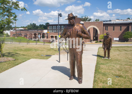 Lincoln University - Soldiers' Memorial Plaza, Ed Dwight - Bildhauer Stockfoto