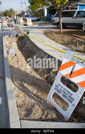 Elmer Avenue Nachbarschaft Retrofit-Projekt hilft Regenwasser zu verwalten und Überschwemmungen und Verschmutzung zu reduzieren. Los Angeles Stockfoto