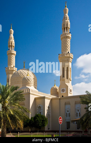 Die Jumeirah Moschee in Dubai, Vereinigte Arabische Emirate, Vereinigte Arabische Emirate Stockfoto