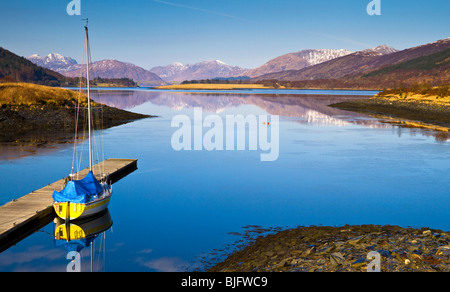 Loch Leven Boote und Steg Stockfoto