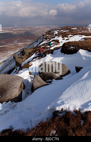 Winter am Nordrand der Kinder Scout in der Peak District National Park, Derbyshire, UK Stockfoto