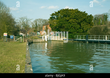 Cleeve Sperre auf der Themse in der Nähe von Göring, Oxfordshire, Vereinigtes Königreich Stockfoto