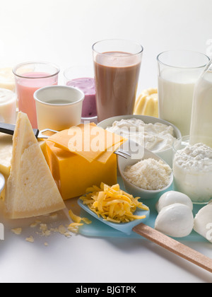 Verschiedenen Milchprodukten, Milchshakes und Käse- Stockfoto