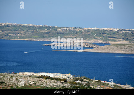 Blick über den North Comino-Kanal in Richtung Gozo Malta Stockfoto