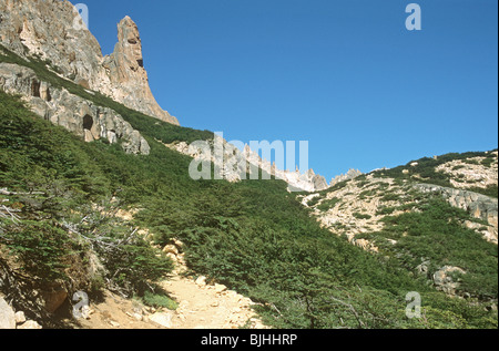 Trail und Umgebung in Cerro Catedral zu Refugio Frey in der Nähe von Bariloche, Patagonien, Argentinien Stockfoto