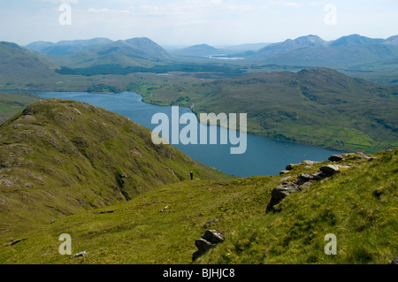 Killary Harbour aus dem Osten Südgrat Mweelrea Berg, County Mayo, Irland Stockfoto