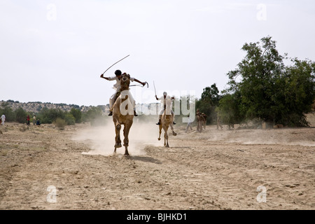 Kamelrennen. Khuri Dorf. In der Nähe von Jaisalmer. Rajasthan. Indien Stockfoto