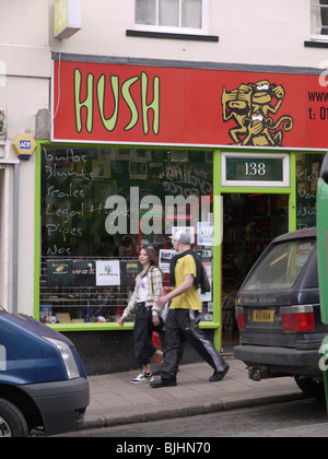 Rechtliche hohe Höhen Methadrone Mephedron Smartshop Exeter Devon UK Stockfoto