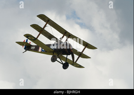 Die Sopwith Dreidecker "Dixie" zeigt am Old Warden-Flugplatz Stockfoto