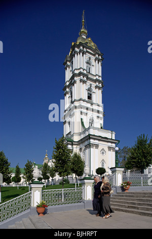 Potschajew, Poczajow, Heilige Dormitio-Kloster, 64 Meter hohen Glockenturm, 1861-1871, Westukraine, Ternopil Oblast Stockfoto