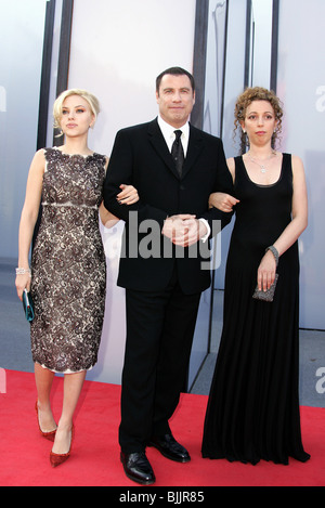 SCARLETT JOHANSSON JOHN TRAVOLTA & SHAINEE GABEL A LOVE SONG FOR BOBBY LONG PR LIDO Venedig Italien 2. September 2004 Stockfoto