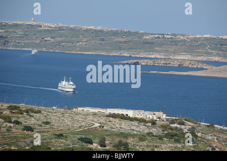 Blick über den North Comino-Kanal in Richtung Gozo Malta Stockfoto