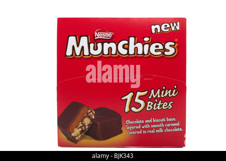 Schachtel mit neuen Nestle 15 Mini Biss Größe Munchies Stockfoto