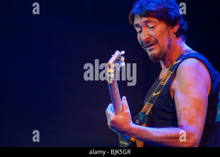 Britischer Sänger und Songwriter Chris Rea live Auftritt in der Konzerthalle im KKL in Luzern, Schweiz, Europa Stockfoto