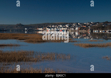 Bideford Bridge und der Bideford Quay an einem frühen Sommer-morgen Stockfoto