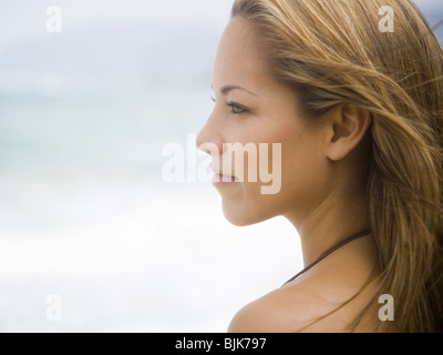 Profil der Frau im freien Stockfoto