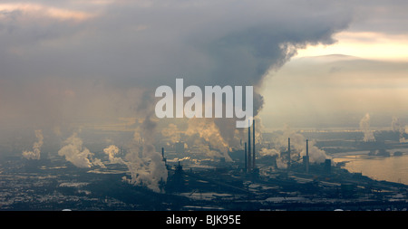 Luftaufnahme, ThyssenKrupp Steel Industry, Rhein, Duisburg, Nordrhein-Westfalen, Deutschland, Europa Stockfoto