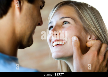 Nahaufnahme von paar lächelnd Stockfoto