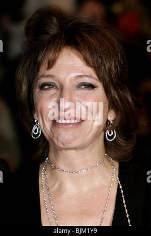 SUSANNE BIER DER BRITISCHEN FILM-PREMIERE VON DINGEN, DIE WIR IN DAS FEUER AUF DEM LONDON FILMFESTIVAL 2007 DAS ODEON WEST END LEICESTER S VERLOREN Stockfoto