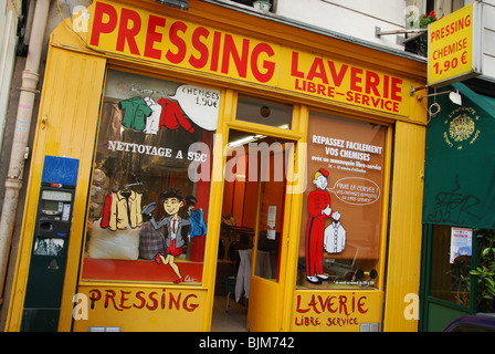 bunte Ladenfront Montmartre Paris Frankreich Stockfoto