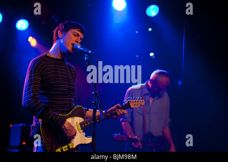 Sänger und Frontmann Troy Bruno Balthazar von US-Hawaiian band Chokebore live in der Schueuer Halle, Luzern, Schweiz Stockfoto