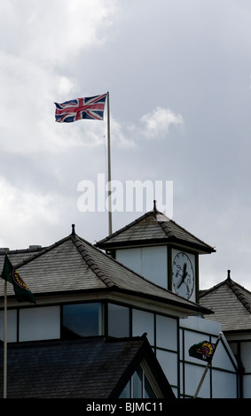 Aintree A Jockey Club Race Course The Home Grand National Kirchturmspitze zu jagen Stockfoto