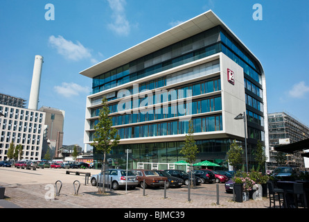 Gebäude am Platz Zentralen Platz, Gutleutviertel Bezirk, Westhafen, Frankfurt am Main, Hessen, Deutschland, Europa Stockfoto